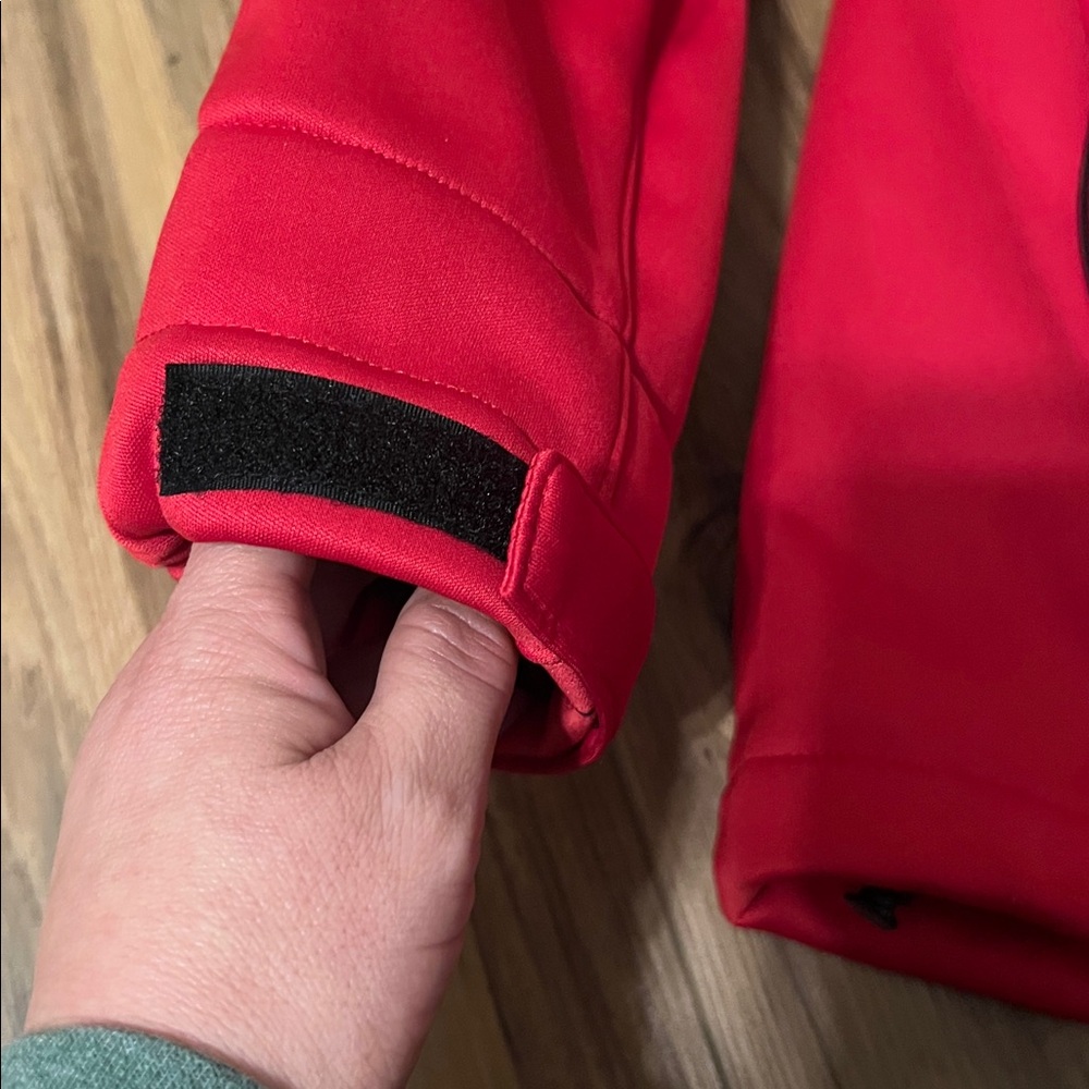 Antigua Boston Red Sox Red Softshell Jacket with Embroidered Red Sox - Picture 3 of 6